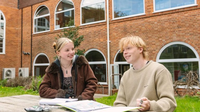 REINO UNIDO | Short Term: Inmersión de un Trimestre o Cuatrimestre en colegios públicos