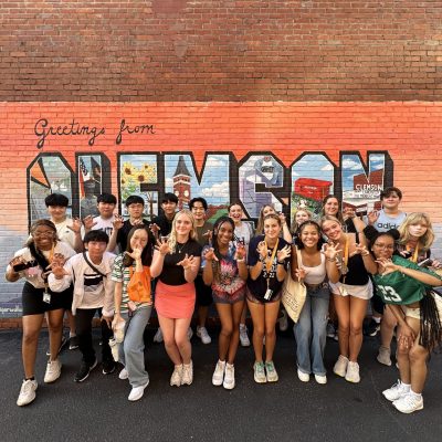 summer_scholars_group_mural